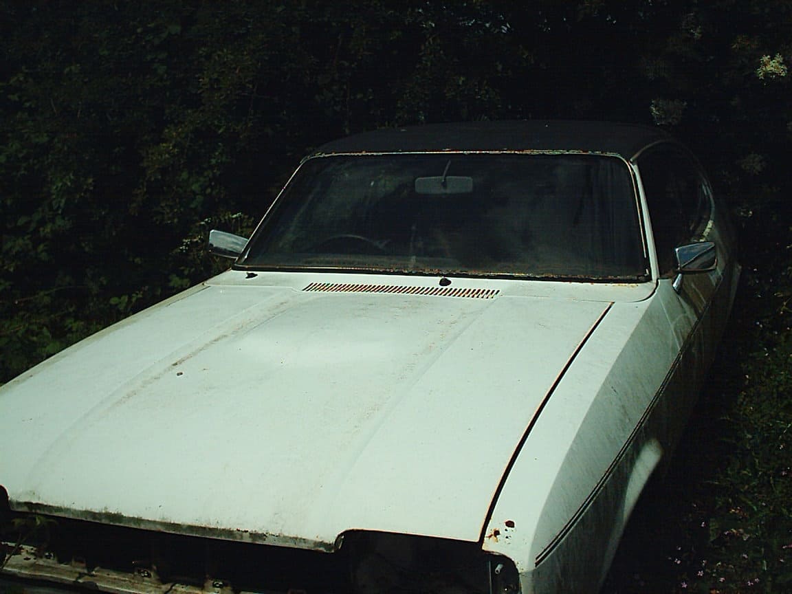 White Mk 2 in graveyard White Mk 2 in graveyard